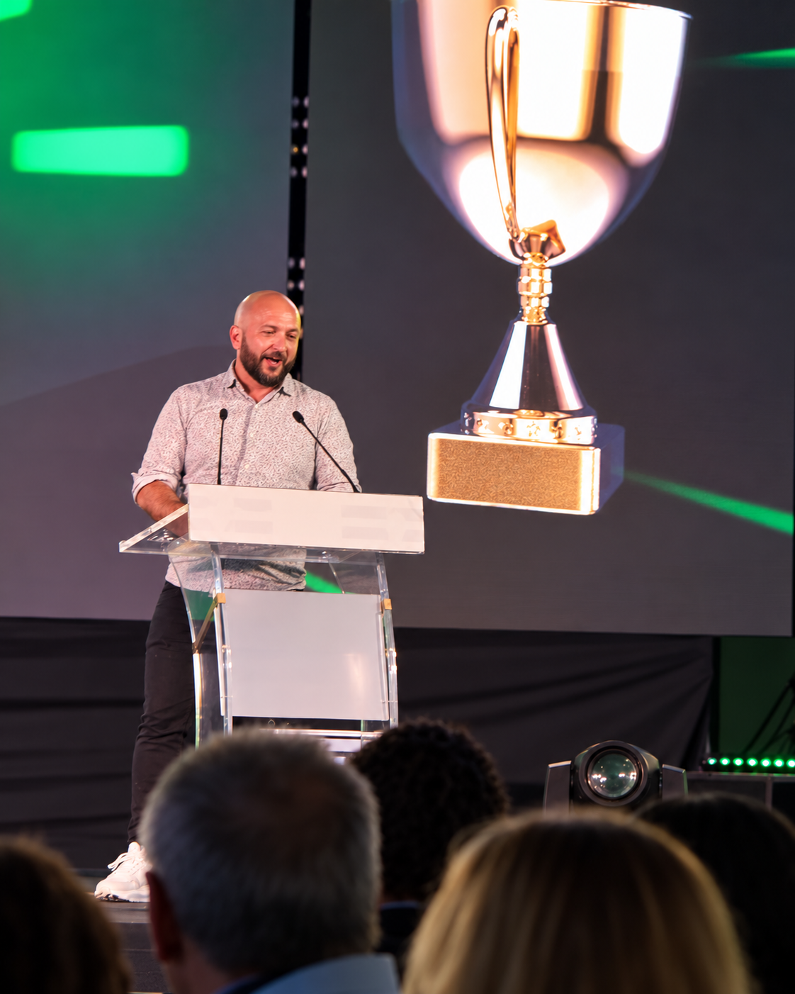 Intervención de Ruano Energía durante la gala de Ondara